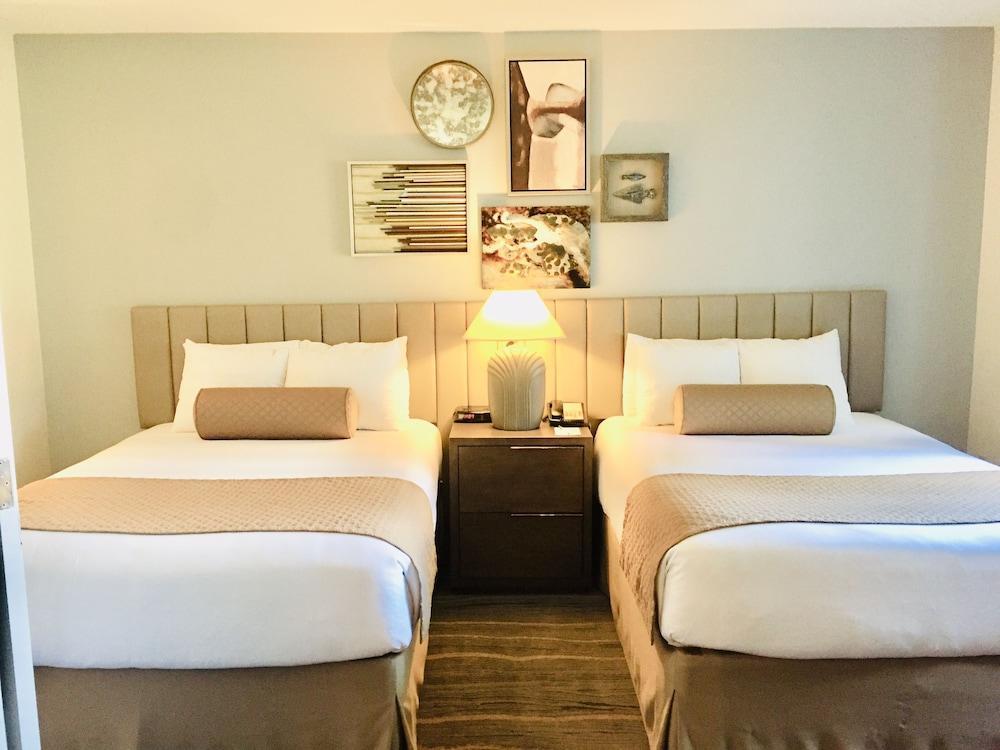 Windmill Suites Surprise - Phoenix, Ascend Hotel Collection Экстерьер фото
