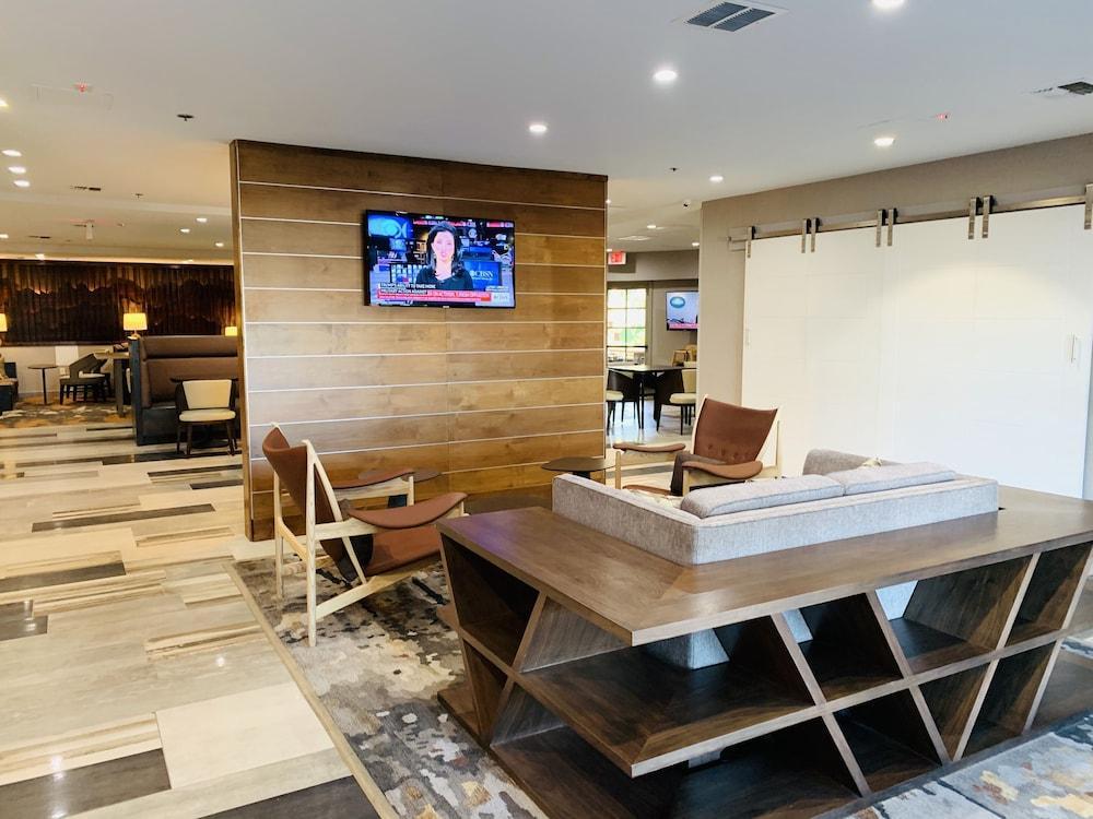 Windmill Suites Surprise - Phoenix, Ascend Hotel Collection Экстерьер фото