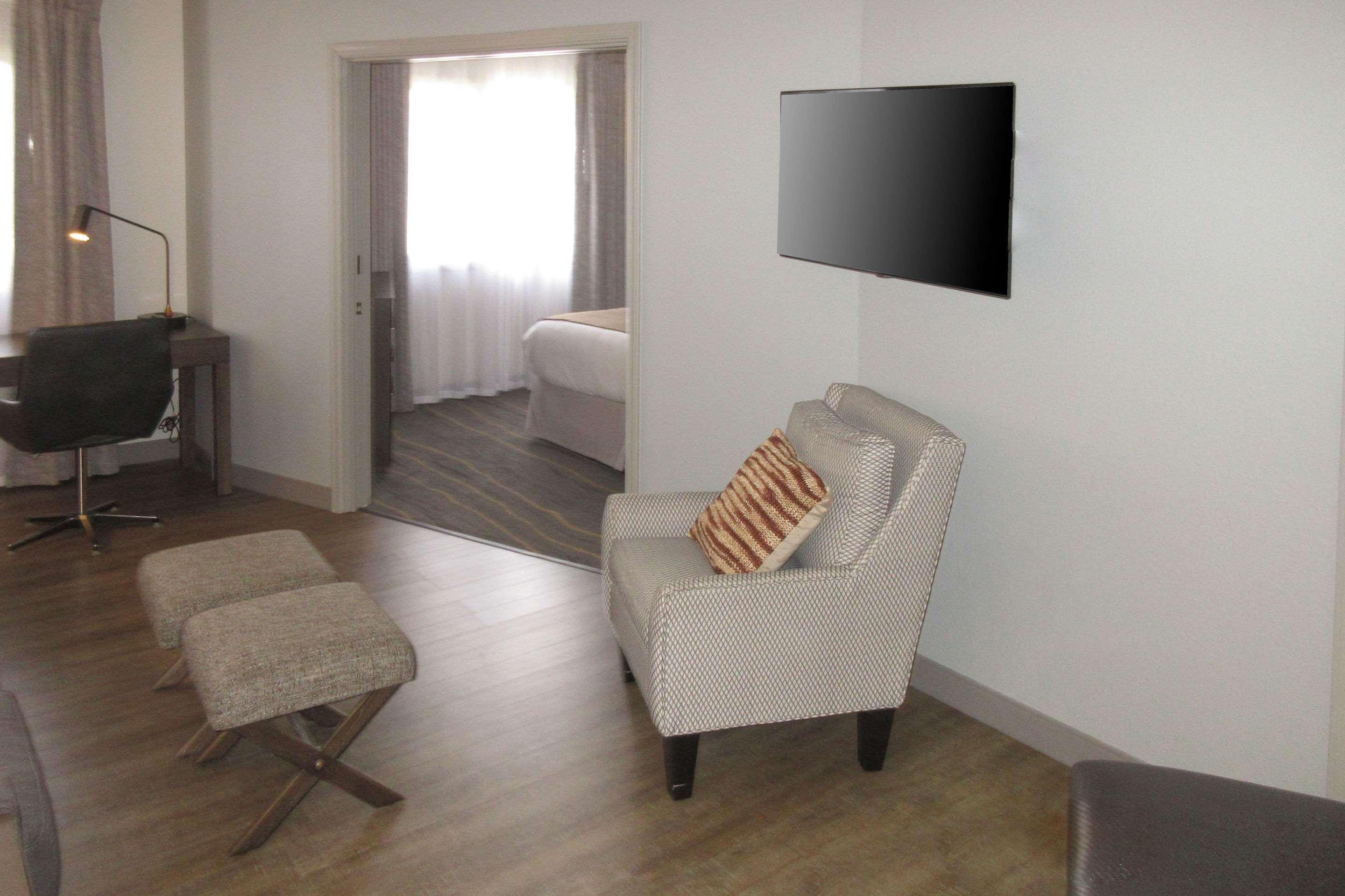 Windmill Suites Surprise - Phoenix, Ascend Hotel Collection Экстерьер фото