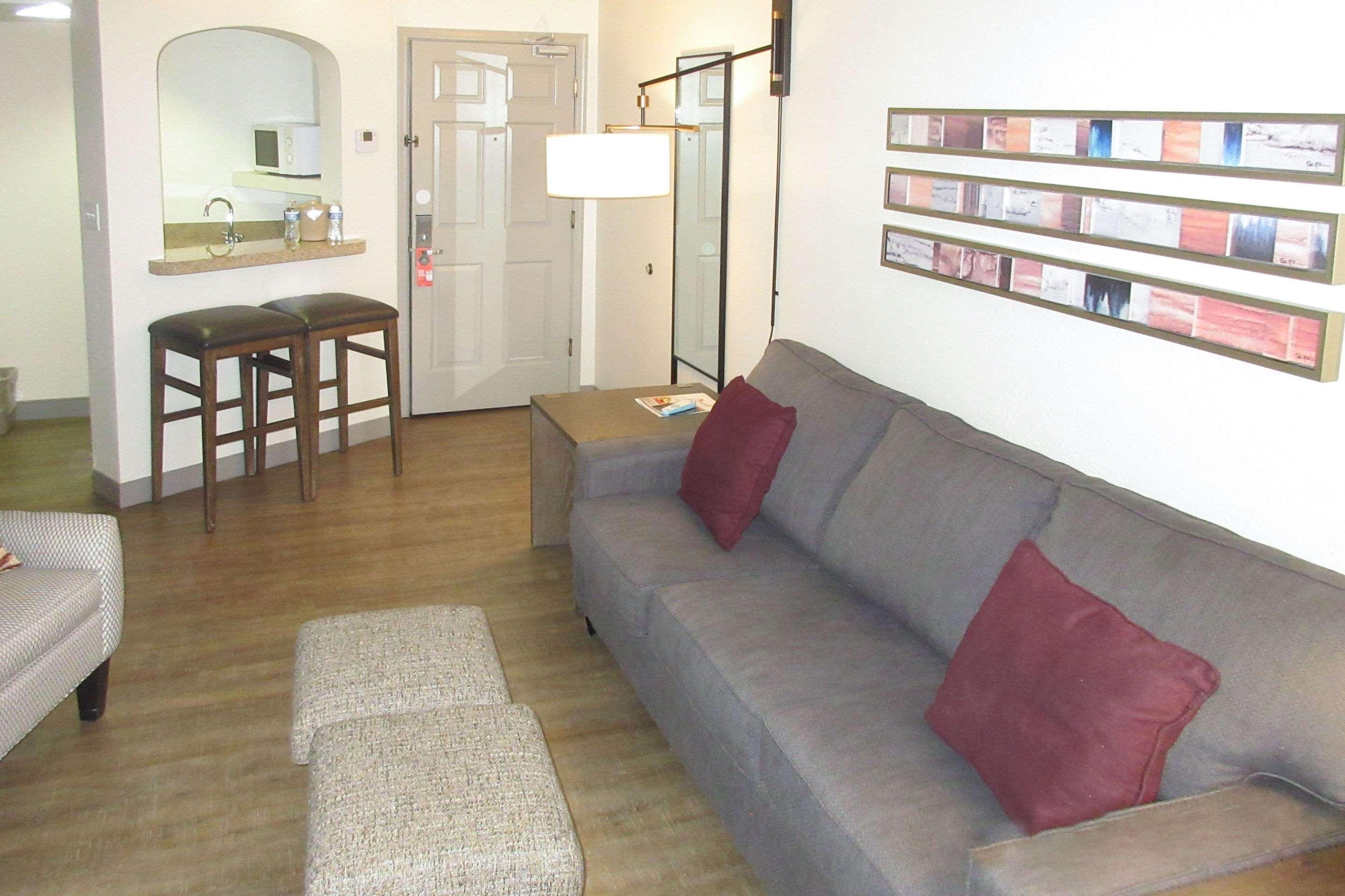 Windmill Suites Surprise - Phoenix, Ascend Hotel Collection Экстерьер фото