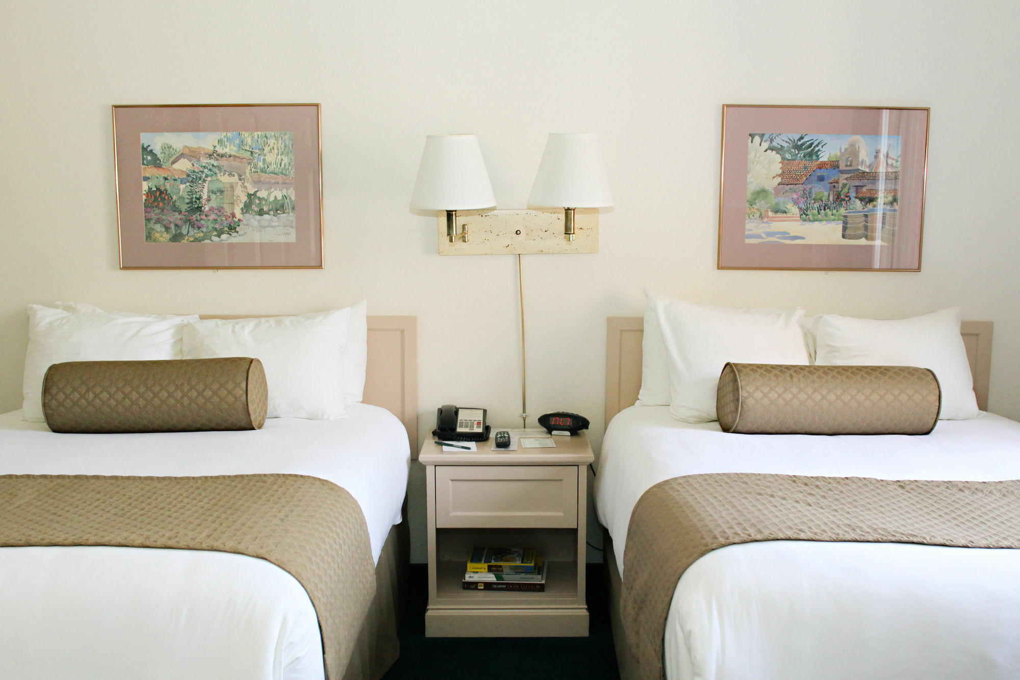Windmill Suites Surprise - Phoenix, Ascend Hotel Collection Экстерьер фото