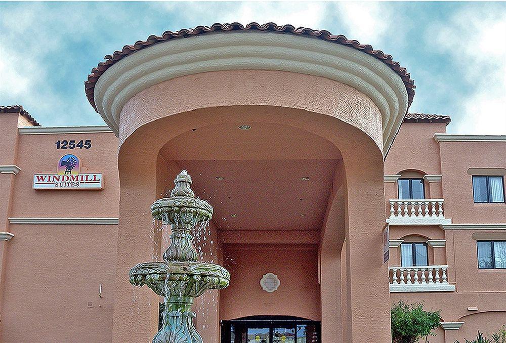 Windmill Suites Surprise - Phoenix, Ascend Hotel Collection Экстерьер фото